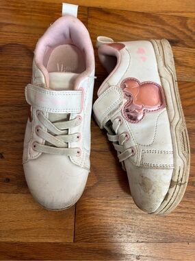 Disney White and Pink Girls' Sneakers with Metallic Pink Accent